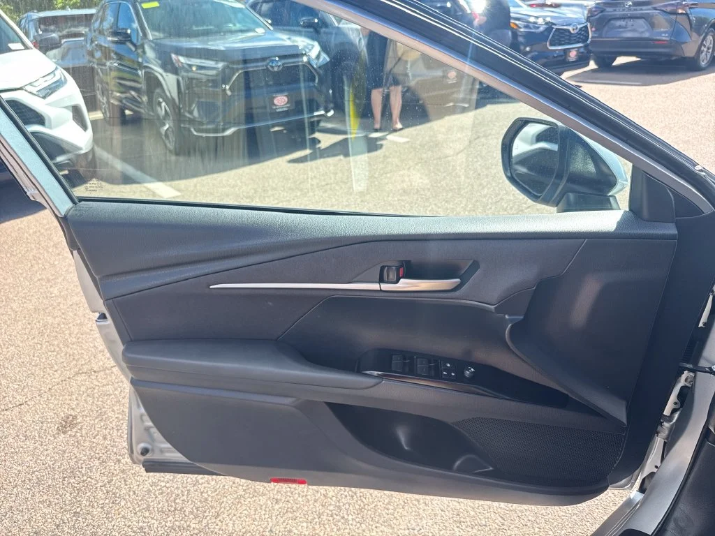 Used 2025 Silver Toyota LE image 32