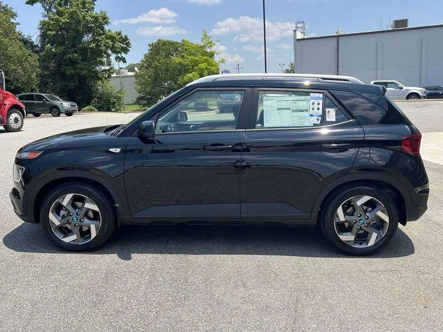 New 2026 Black Hyundai SEL image 10