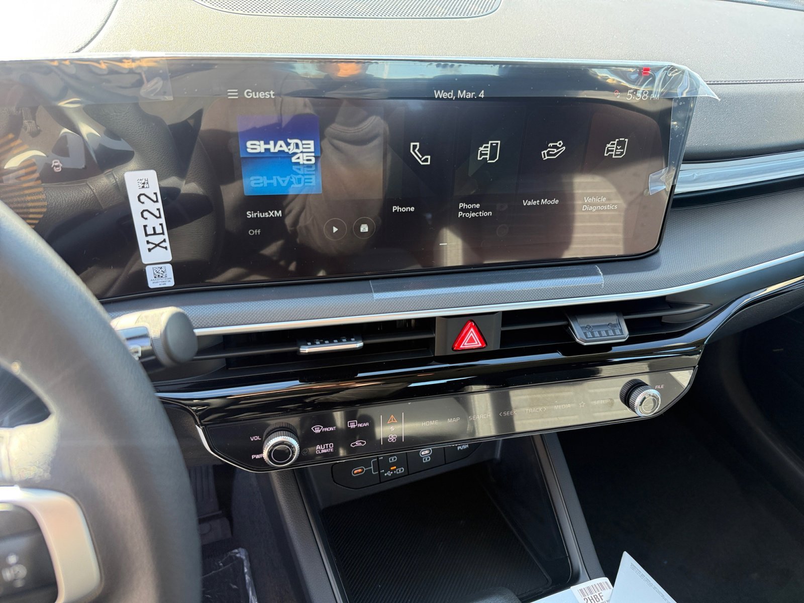New 2026 Snow White Pearl Kia LXS image 12