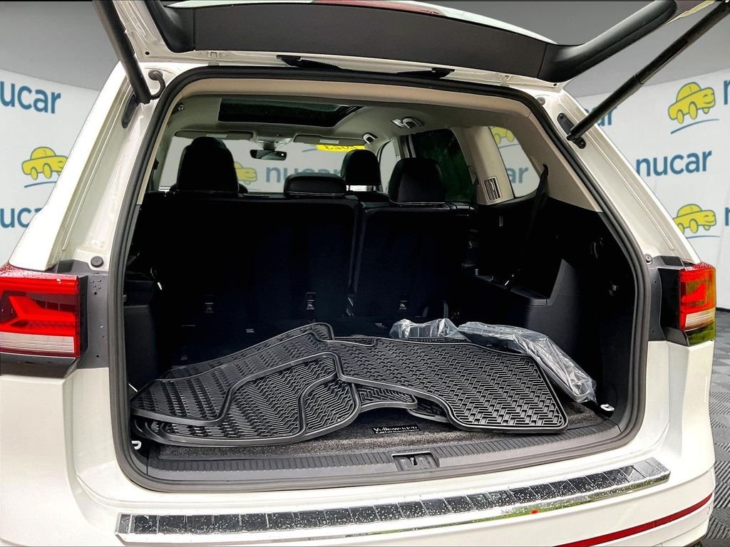Used 2023 White Volkswagen 3.6L V6 SEL R-Line image 25