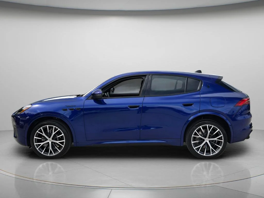New 2026 Blue Maserati Modena image 2