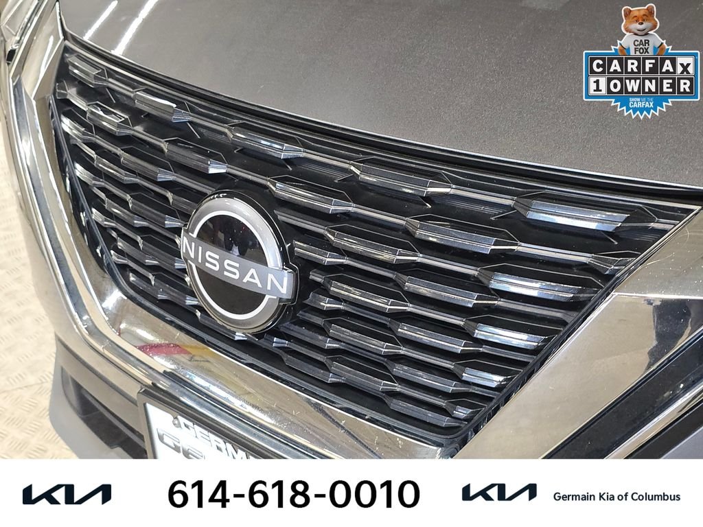 Used 2023 Gray Nissan S image 14