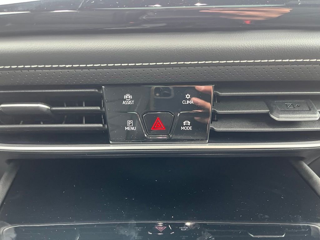 New 2026 Gray Volkswagen 2.0T SE w/Technology image 15