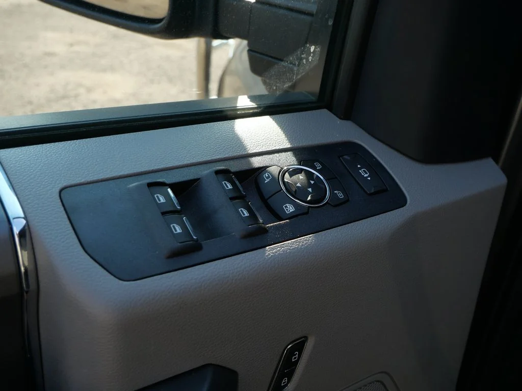Certified Used 2022 Gray Ford XLT image 25