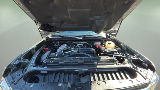 Used 2025 Gray Chevrolet LTZ image 34