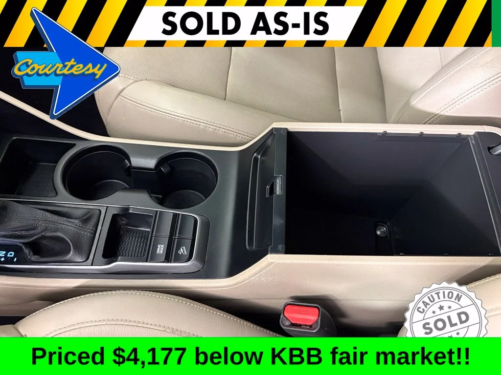 Used 2018 Black Hyundai SEL Plus image 30