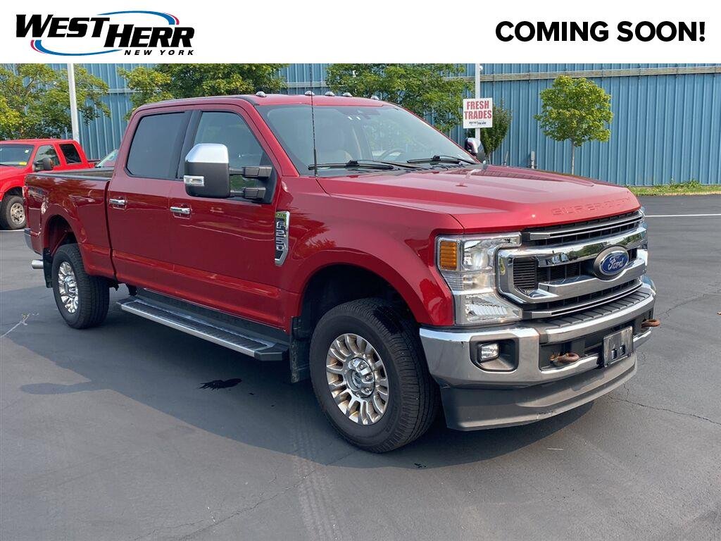 Used 2022 Rapid Red Metallic Tinted Clearcoat Ford XLT image 1