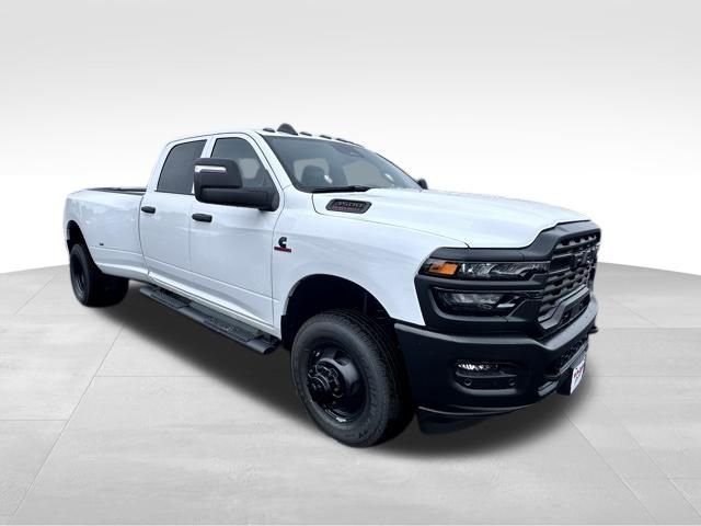 New 2026 Bright White Clear-Coat Exterior Paint RAM TRADESMAN image 9