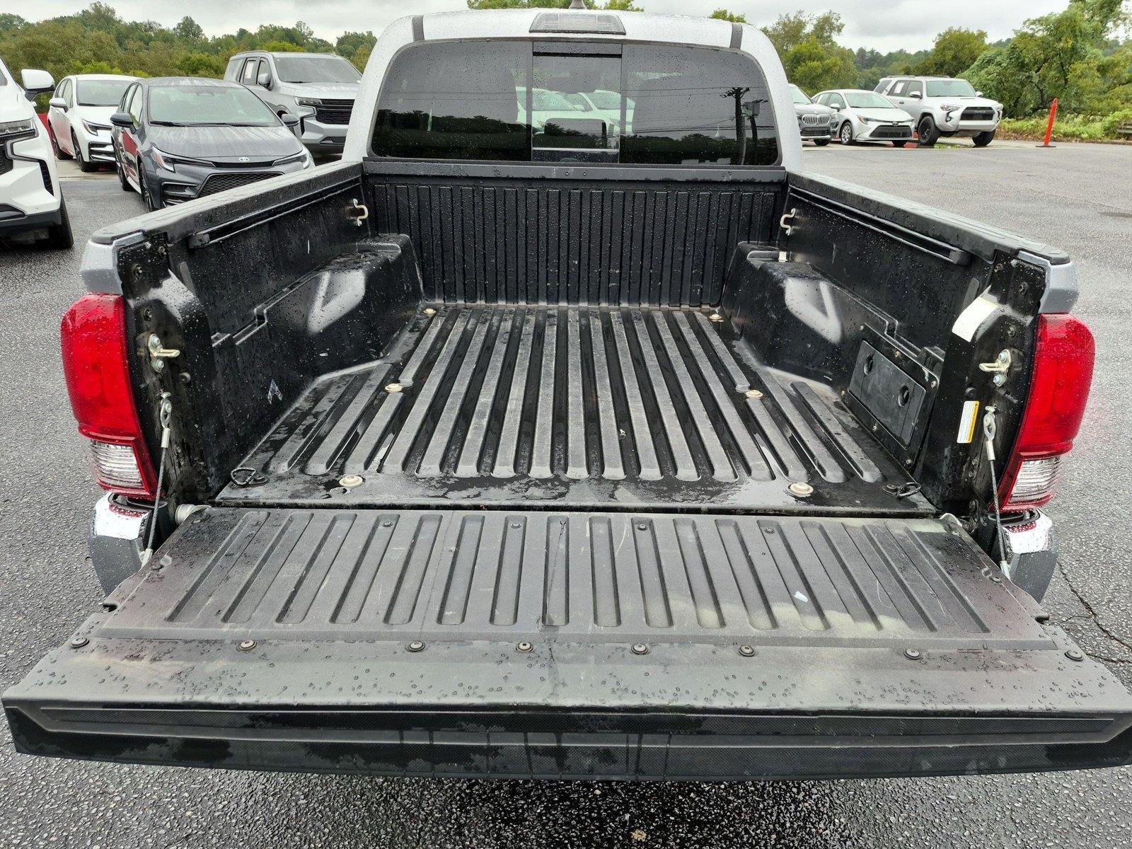 Used 2020 Silver Sky Metallic Toyota SR5 image 31