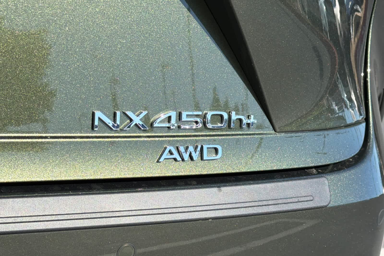 New 2026 Nori Green Pearl Lexus NX 450h+ LUXURY AWD image 33