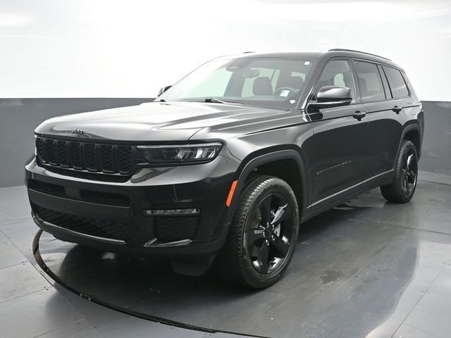 Used 2024 Black Jeep Limited image 3