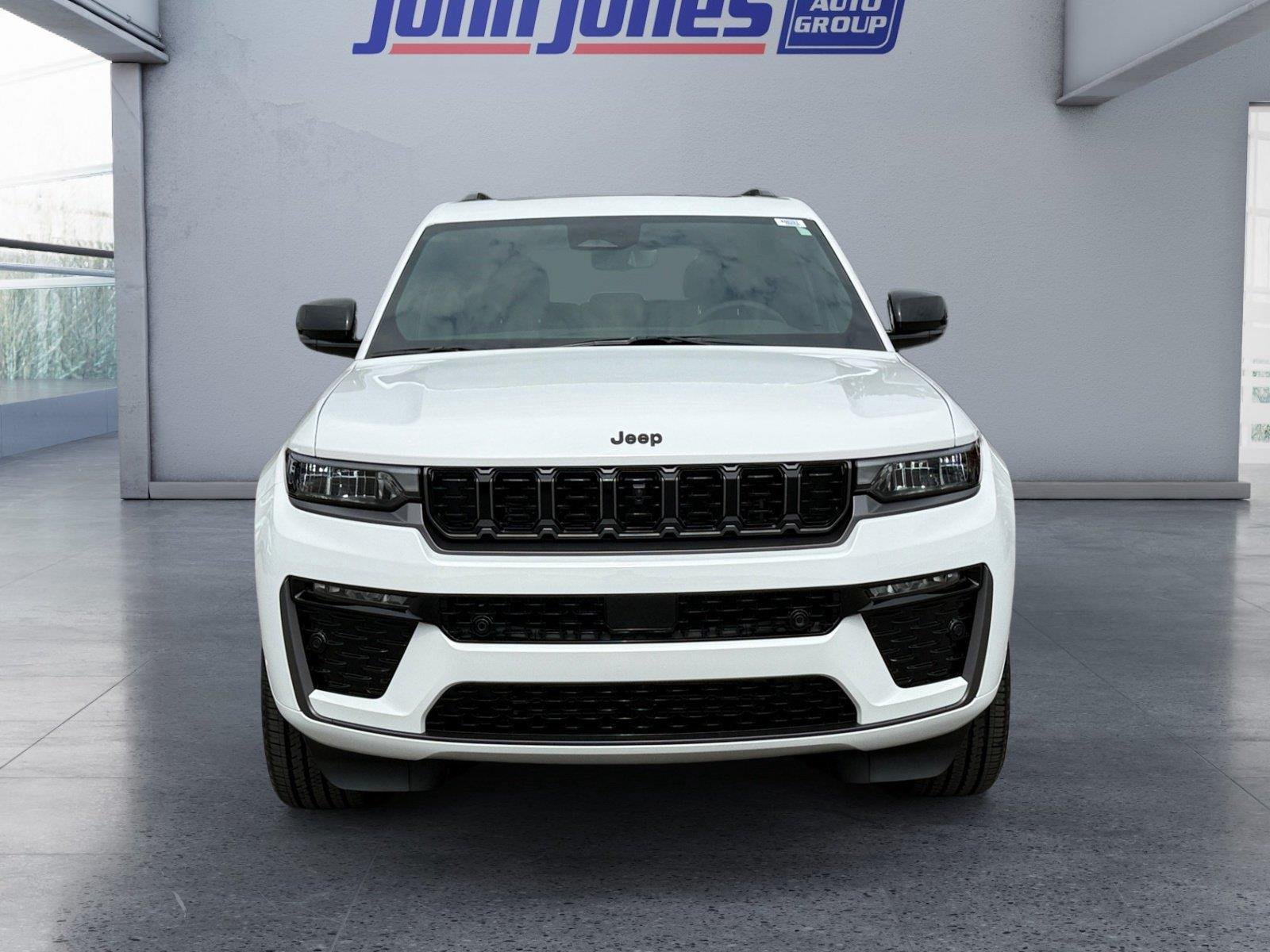 New 2026 Bright White Clear-Coat Exterior Paint Jeep Limited Reserve image 8
