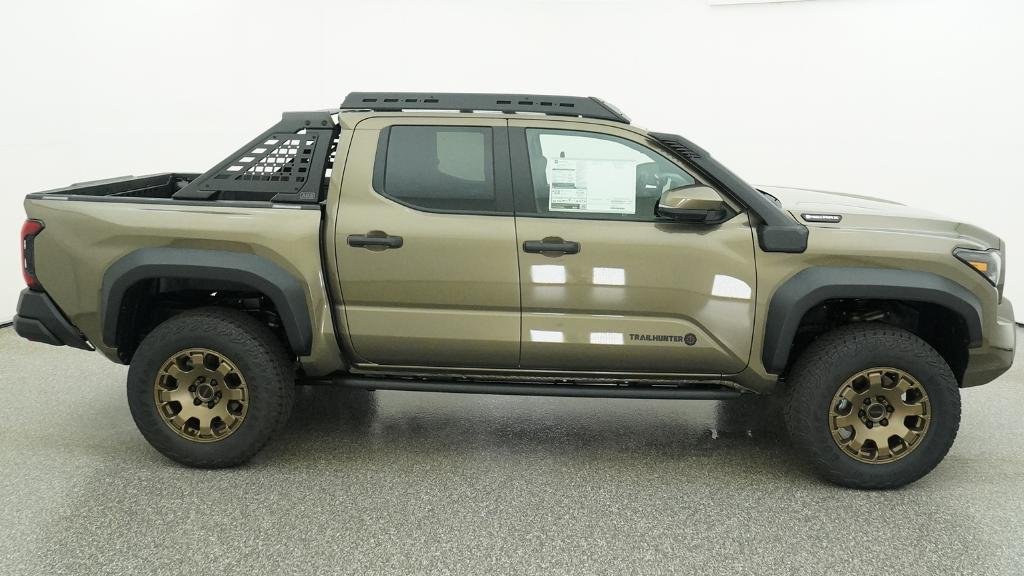 New 2026 Bronze Oxide Toyota Trailhunter image 26
