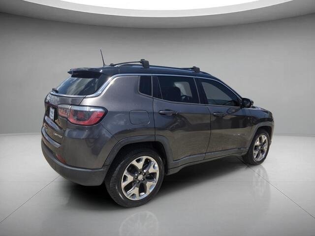 Used 2019 Granite Crystal Metallic Clearcoat Jeep Limited image 5