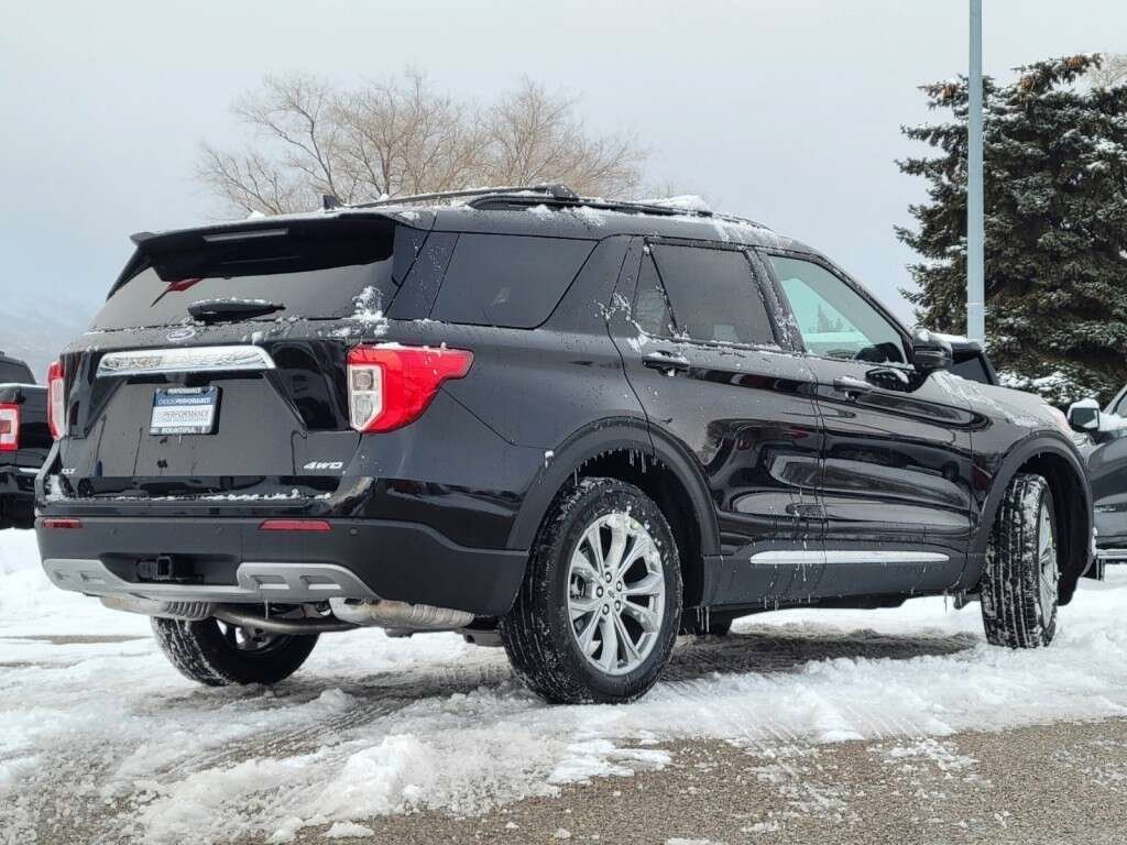 Used 2023 Black Metallic Ford XLT image 20