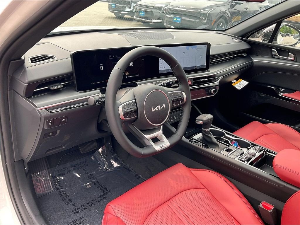 New 2026 Snow White Pearl Kia GT-Line image 9