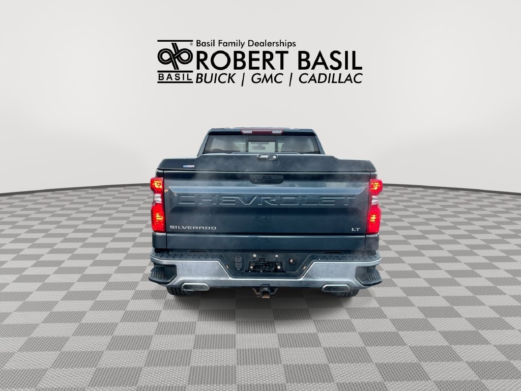 Used 2019 Gray Chevrolet LT image 7