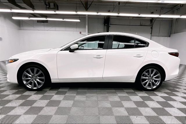 Used 2026 Snowflake White Pearl Mica Mazda 2.5 S Preferred Sunroof - Adaptive Cruise - Htd Seats image 13