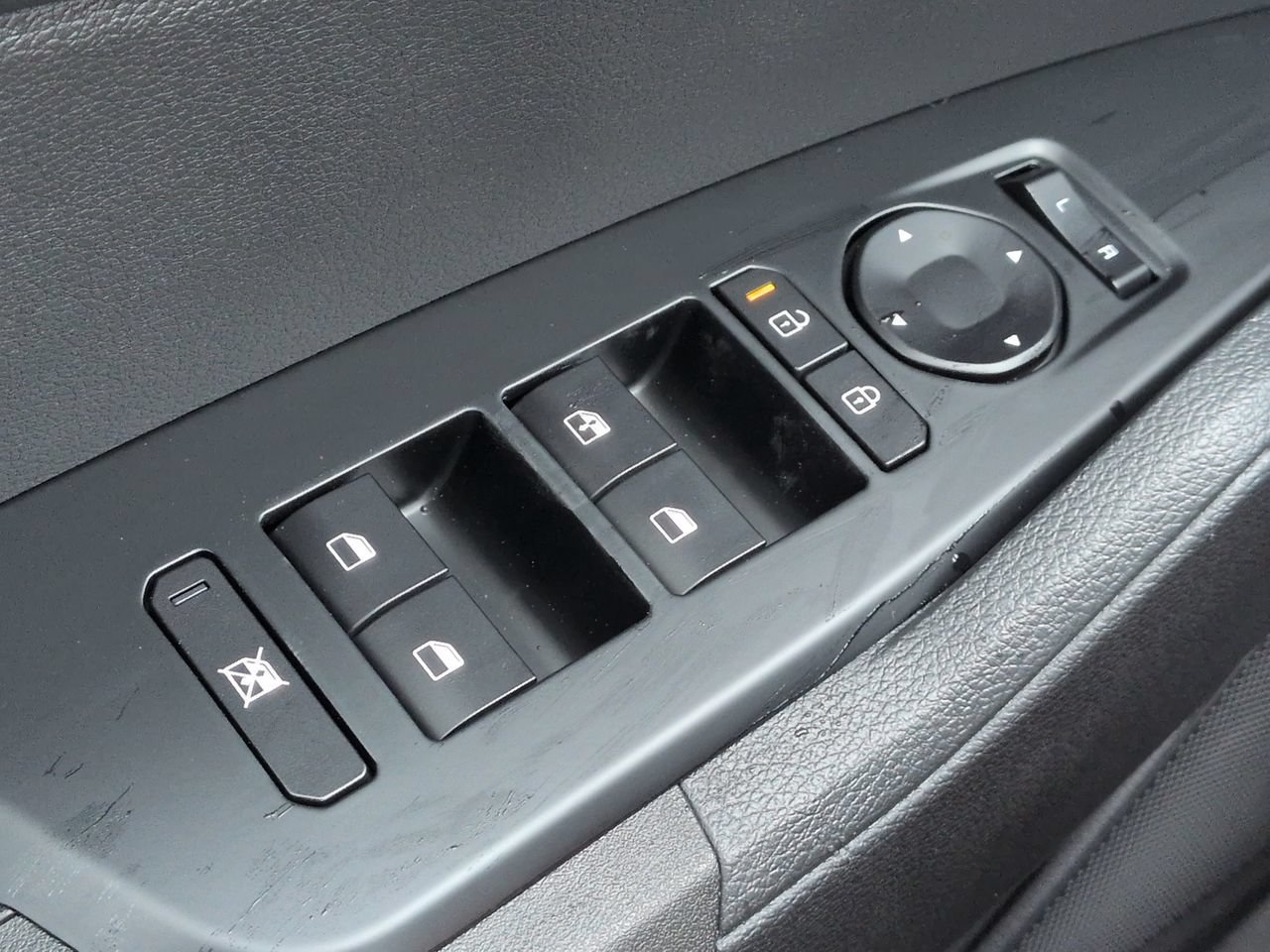 New 2027 Gravity Gray Kia S image 26