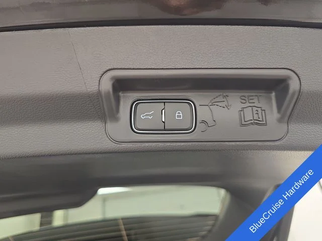 New 2026 Agate Black Metallic Ford Tremor® image 20