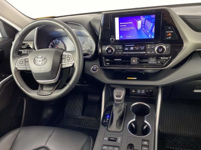 Used 2024 Blue Toyota XLE image 14