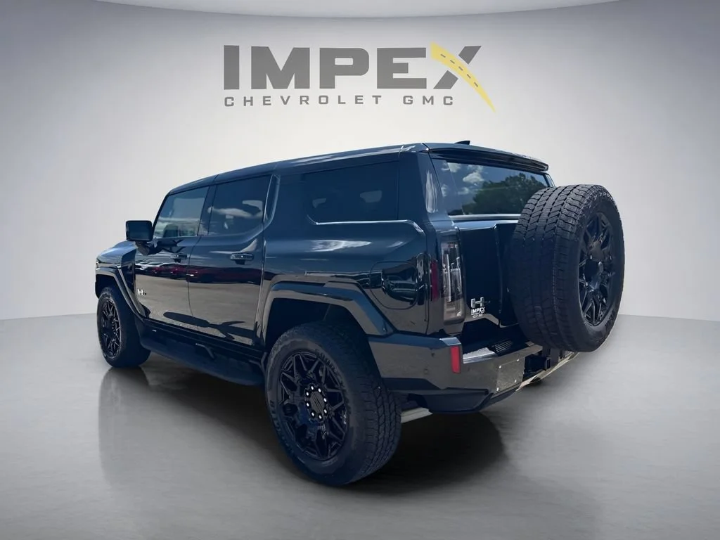 Used 2025 Void Black GMC 2X image 3