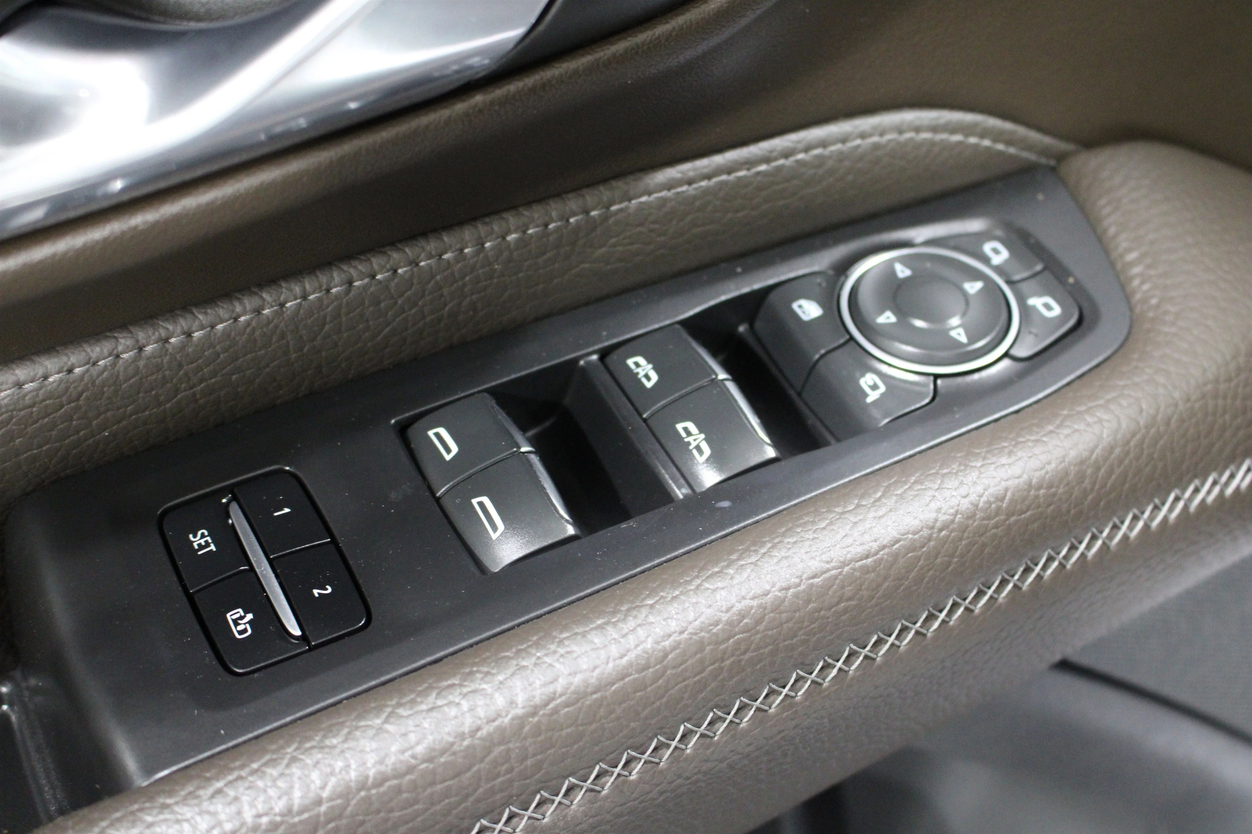2023 GMC Yukon XL Denali - Photo 7