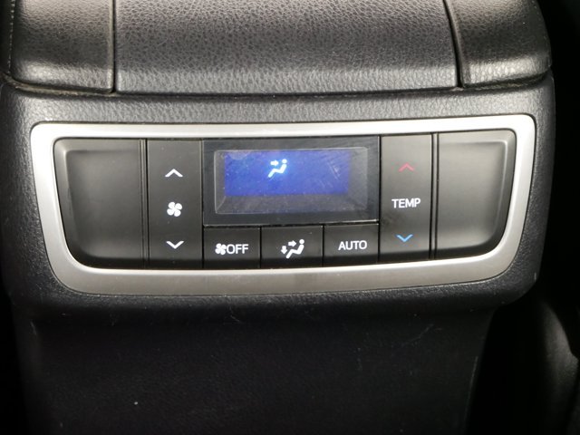 Used 2015 Creme Brulee Mica Toyota Limited image 27