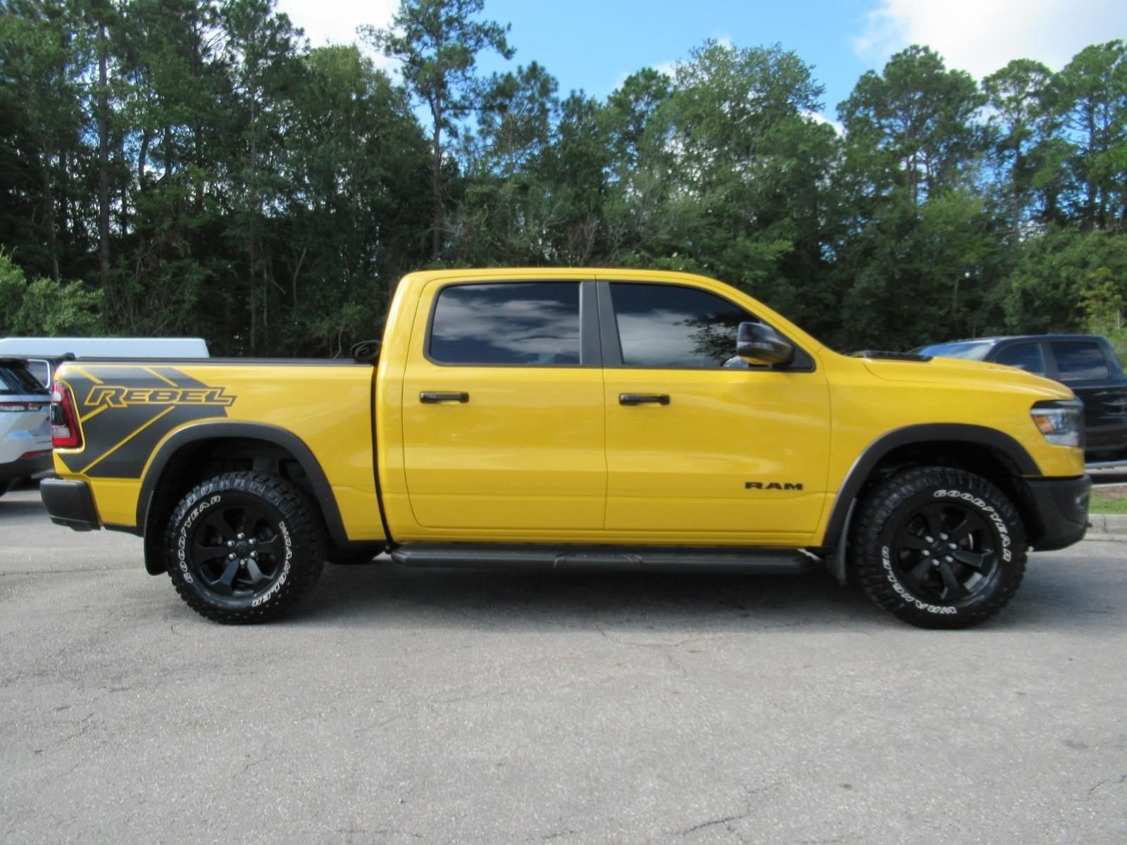 1C6SRFLT5PN650907