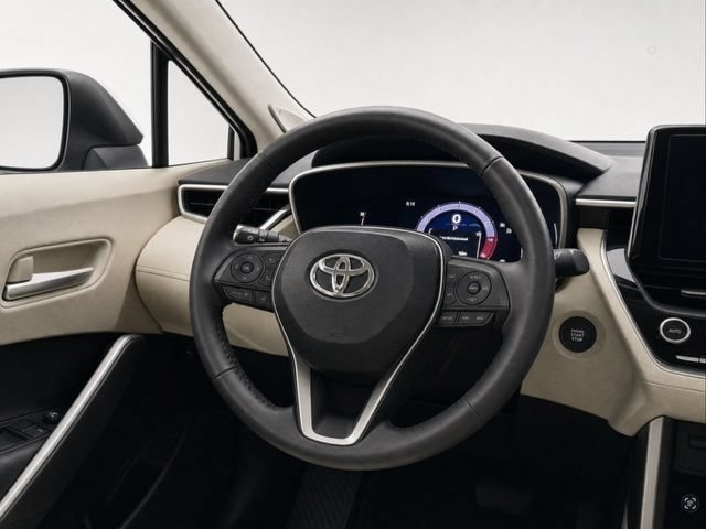 2024 Toyota Corolla Cross XLE - Photo 13