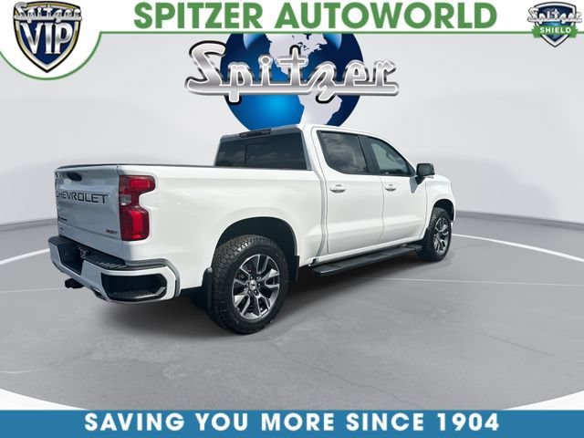 Used 2024 Summit White Chevrolet RST image 10