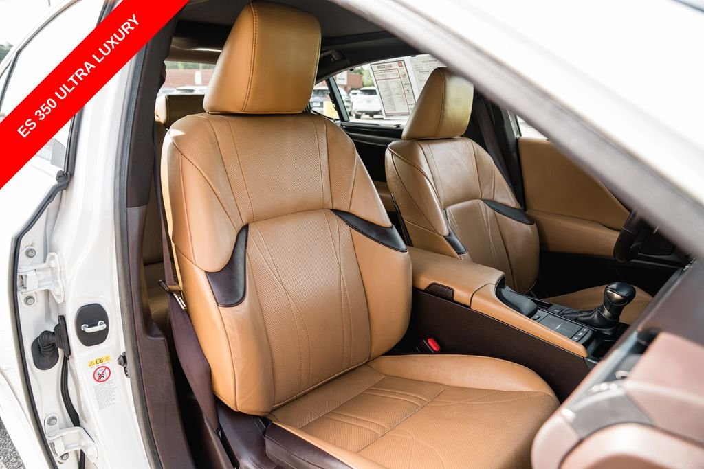 Used 2019 White Pearl Lexus 350 Ultra Luxury image 29