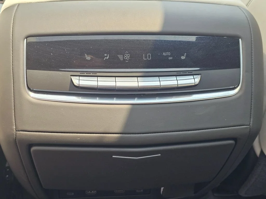Certified Used 2026 Black Raven Cadillac V-Series image 19