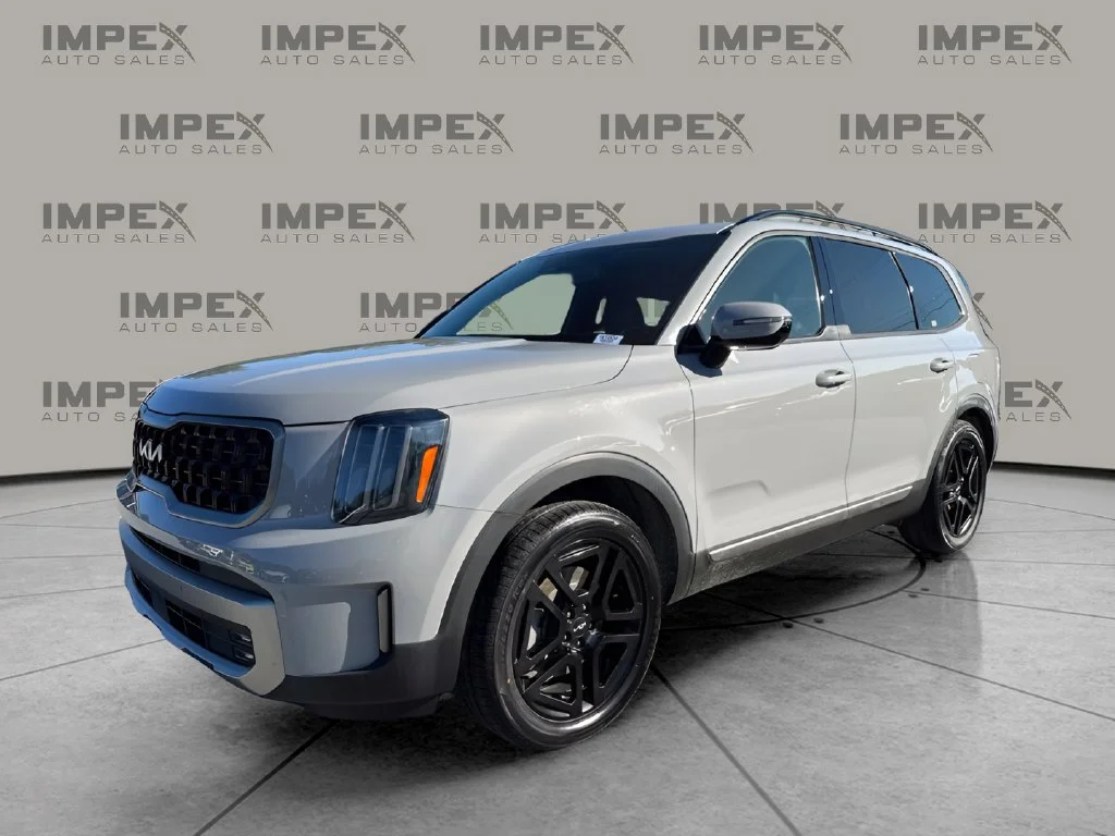 Used 2023 Gray Kia SX X-Line image 1
