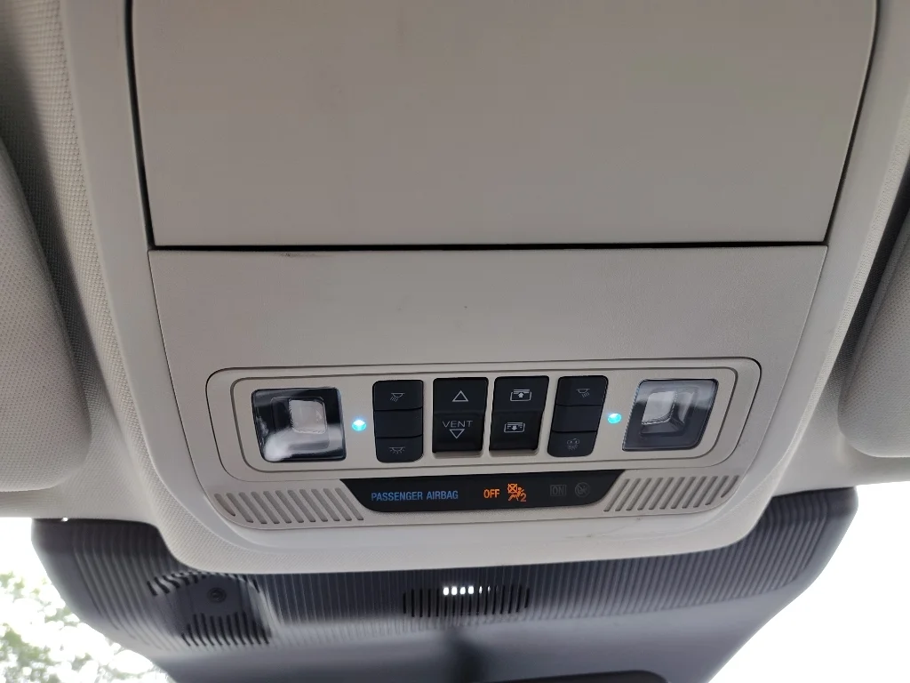 Used 2025 Star White Ford Platinum image 23