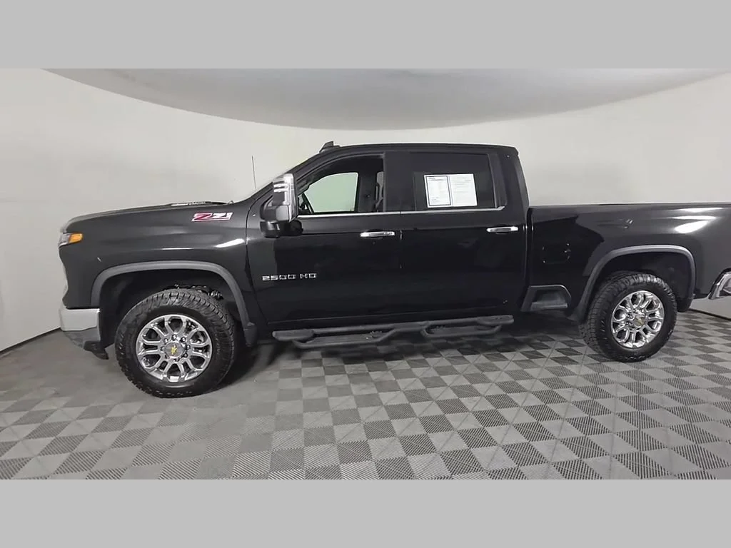Used 2025 Black Chevrolet LTZ image 51