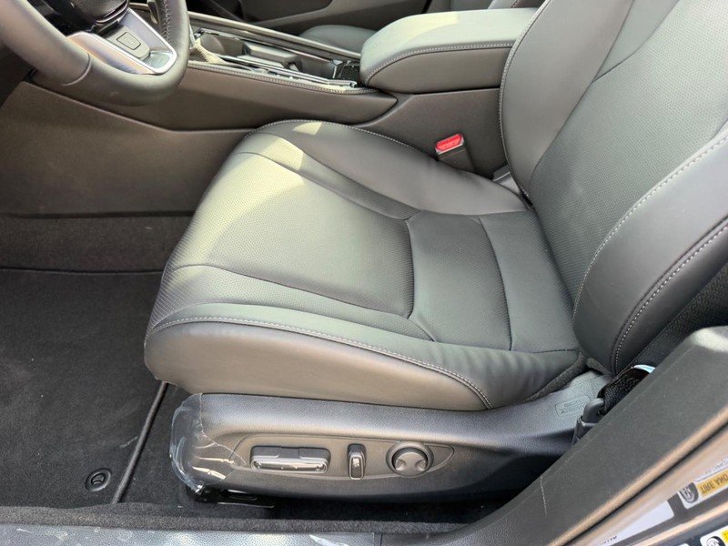 New 2026 Meteorite Gray Metallic Honda Touring image 21
