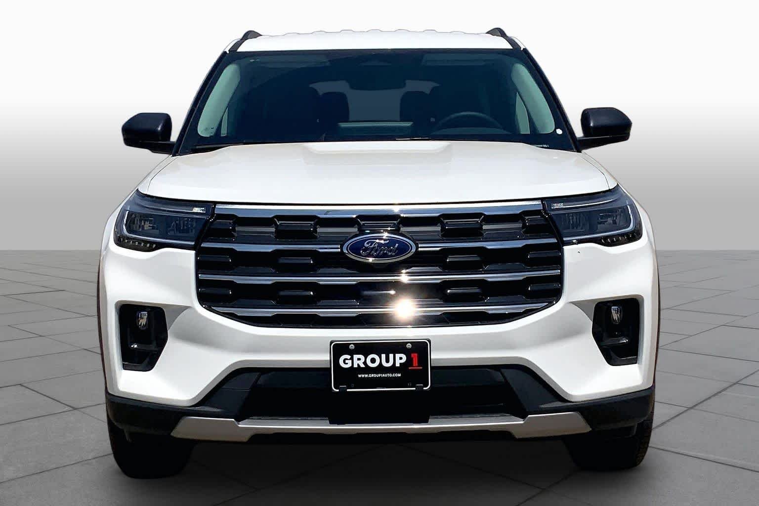 New 2026 Star White Metallic Tri-Coat Ford Active image 3