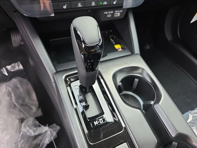 New 2026 CRYSTAL WHITE PEARL Subaru Limited image 20