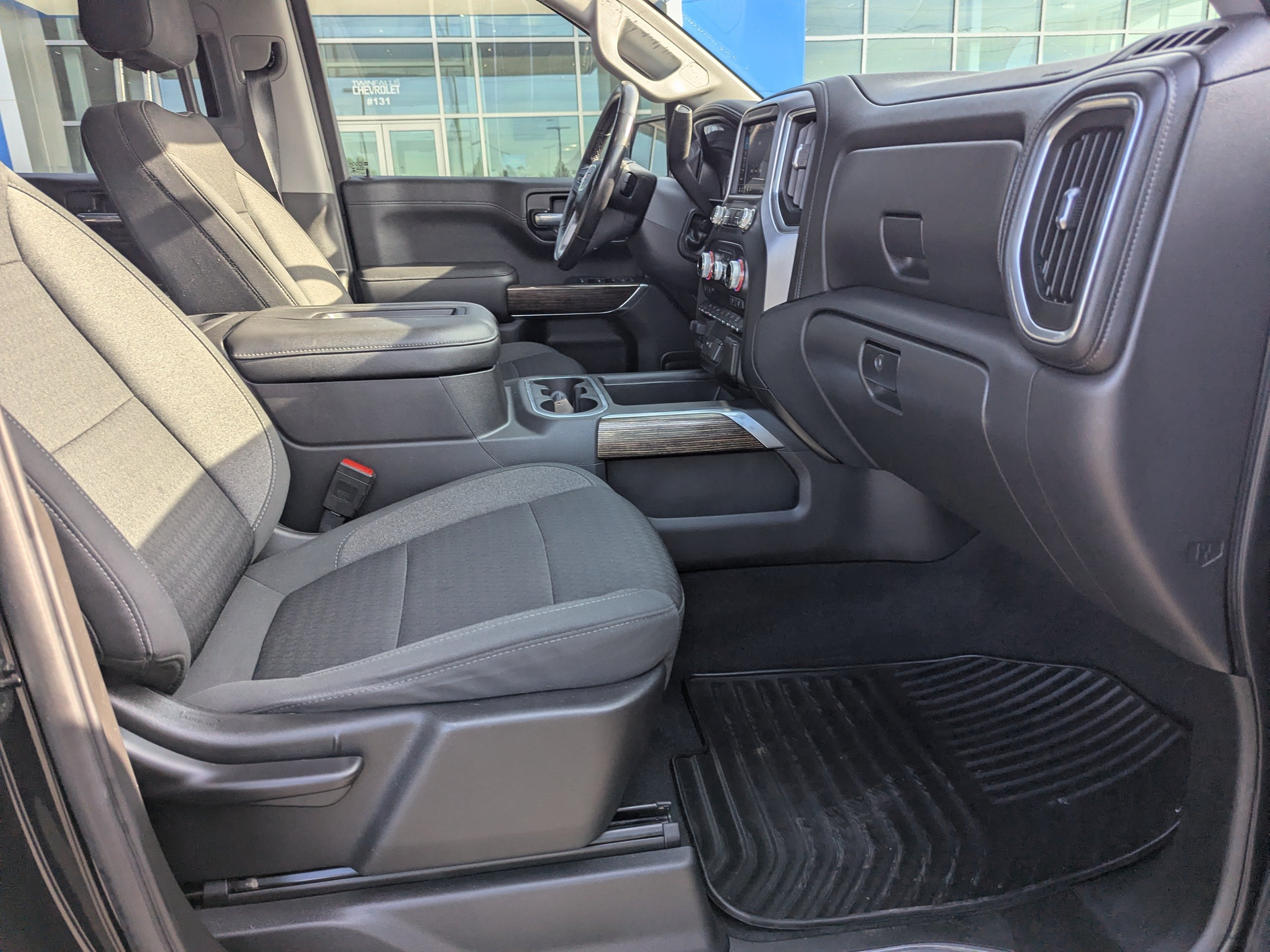 Used 2020 ONYX BLACK GMC Elevation image 39