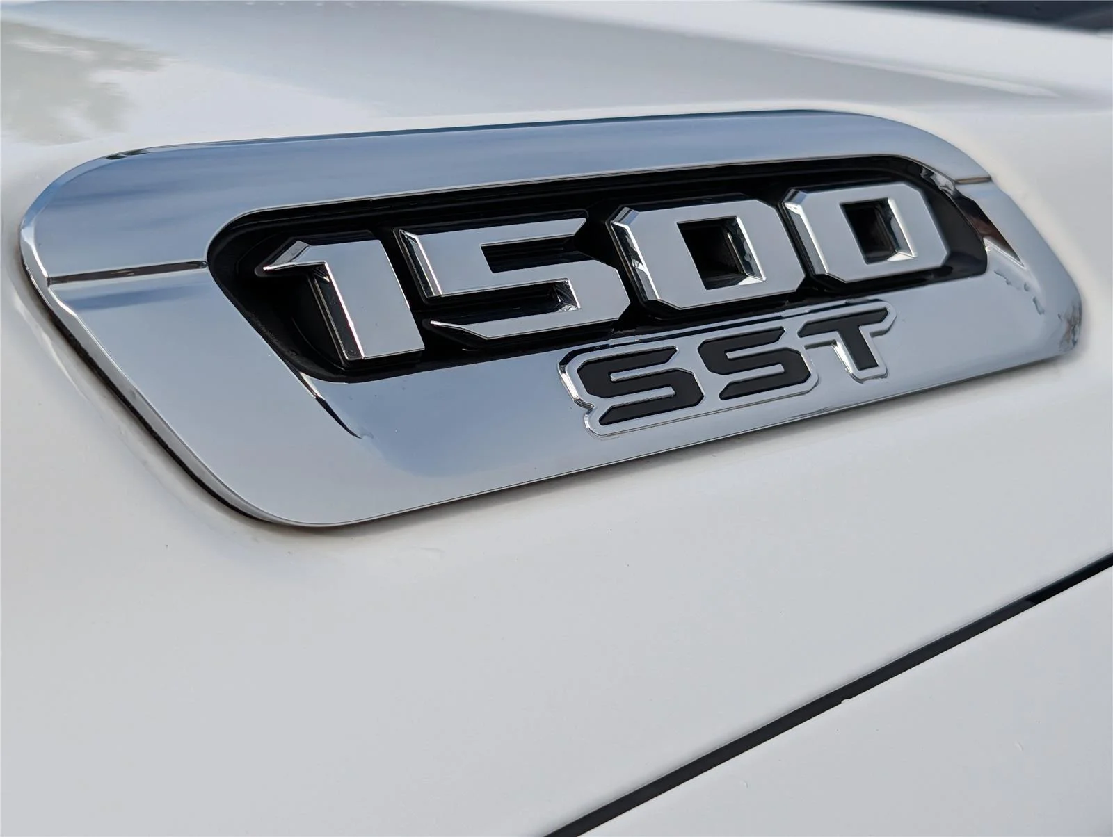 Used 2025 Bright White Clearcoat Ram Big Horn image 38