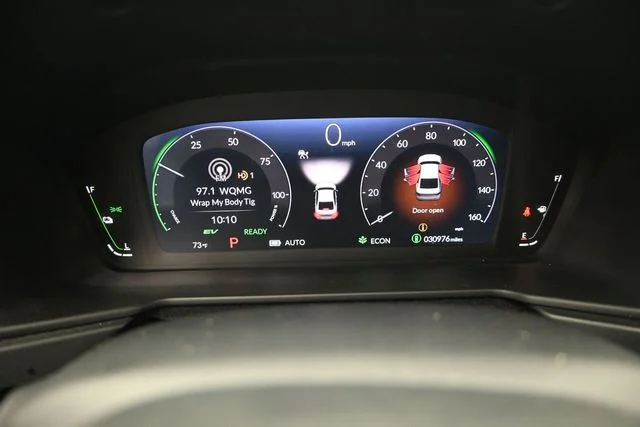 Used 2025  Honda Touring image 11