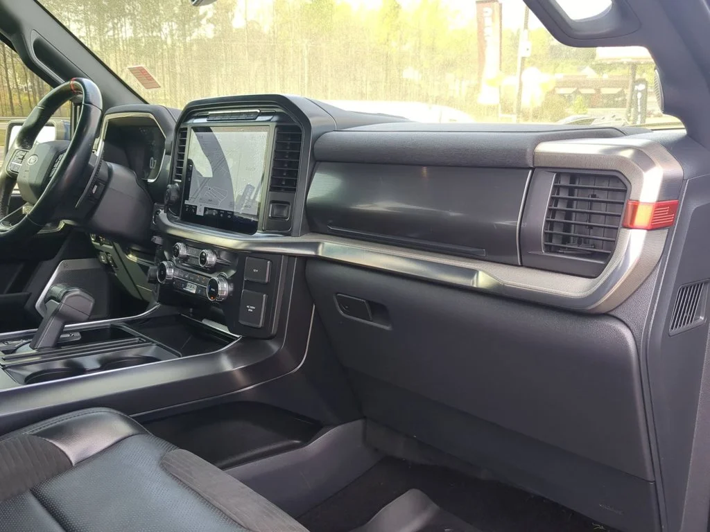 Used 2022  Ford Raptor image 29