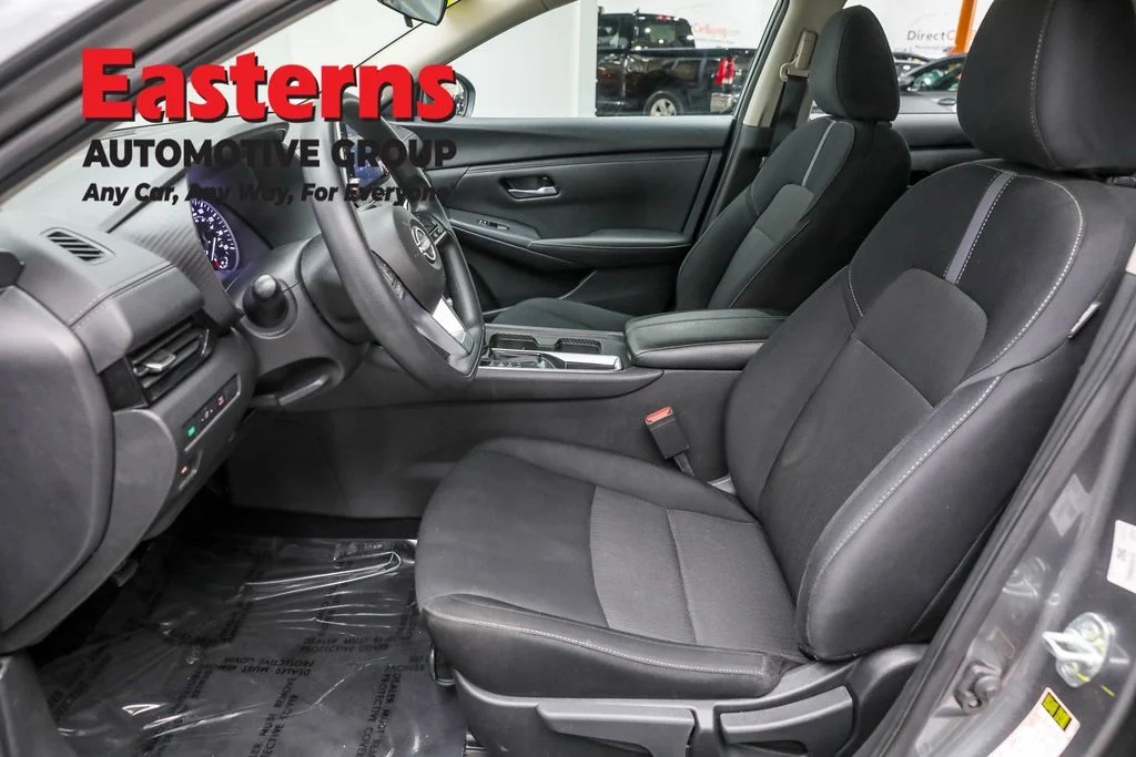 Used 2024 Gray Nissan SV image 14