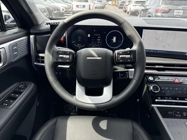 Used 2025 Black Hyundai Limited image 17