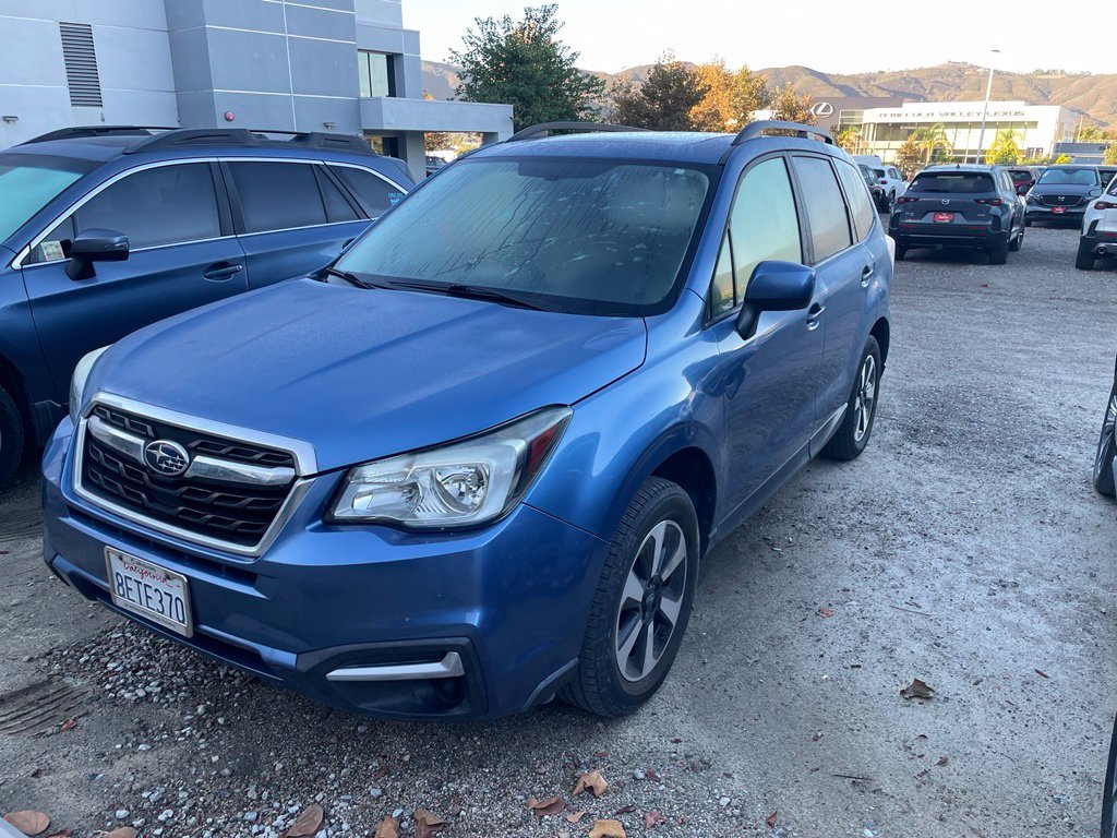 Used 2018 Quartz Blue Pearl Subaru 2.5i Premium image 4