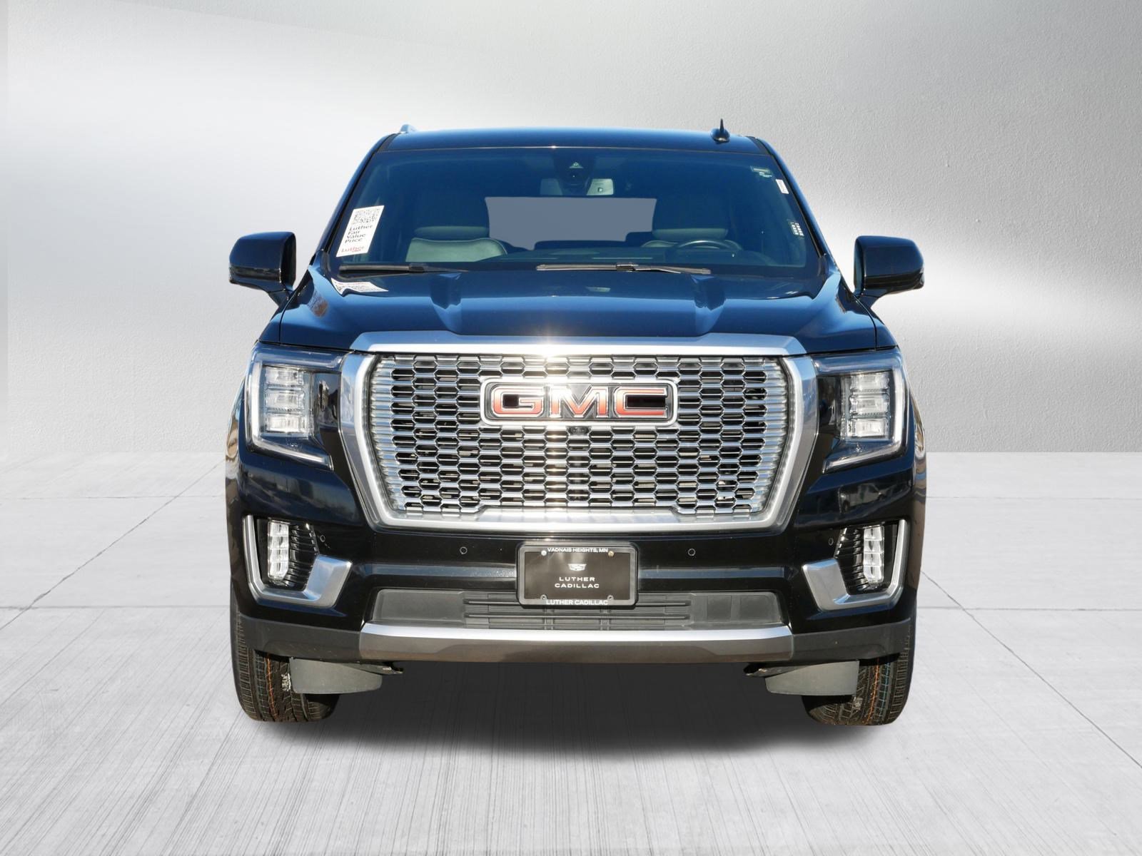 Used 2021 GMC Yukon XL Denali with VIN 1GKS2JKL0MR285322 for sale in Vadnais Heights, Minnesota