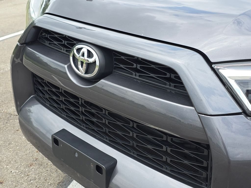 Used 2017 Gray Toyota SR5 Premium image 14
