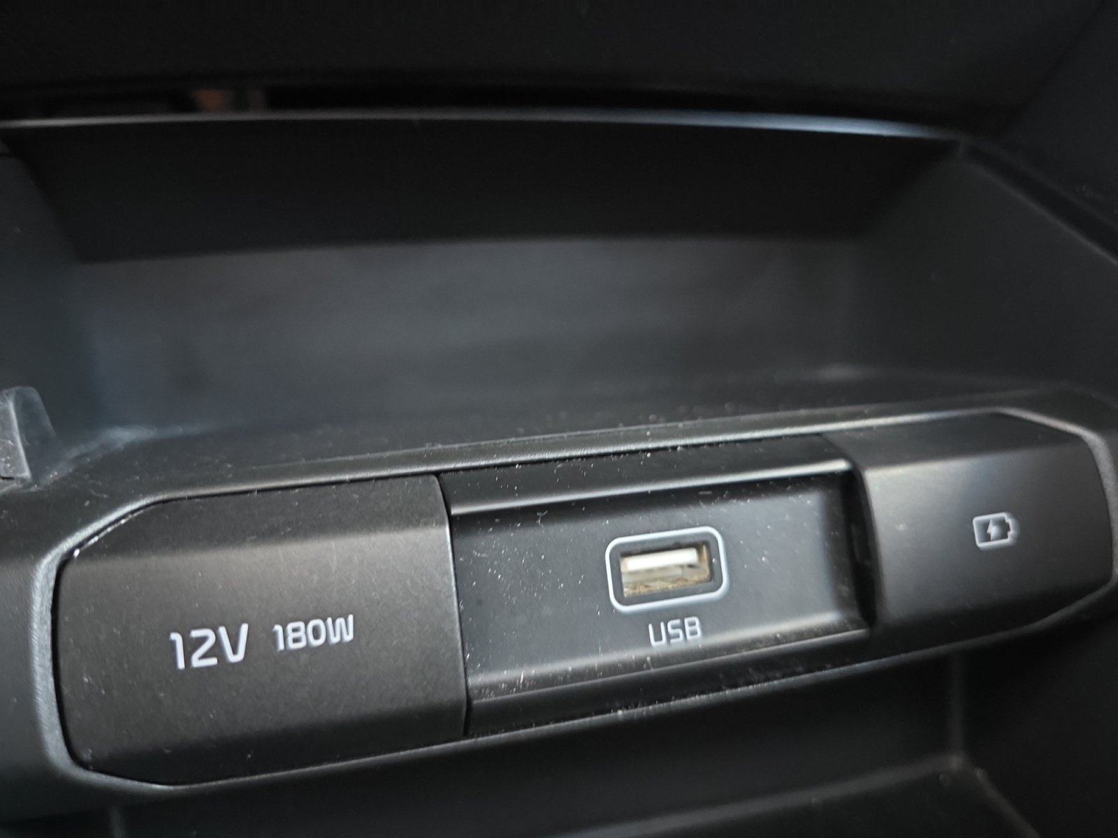Used 2021 Dark Moss Kia S image 18