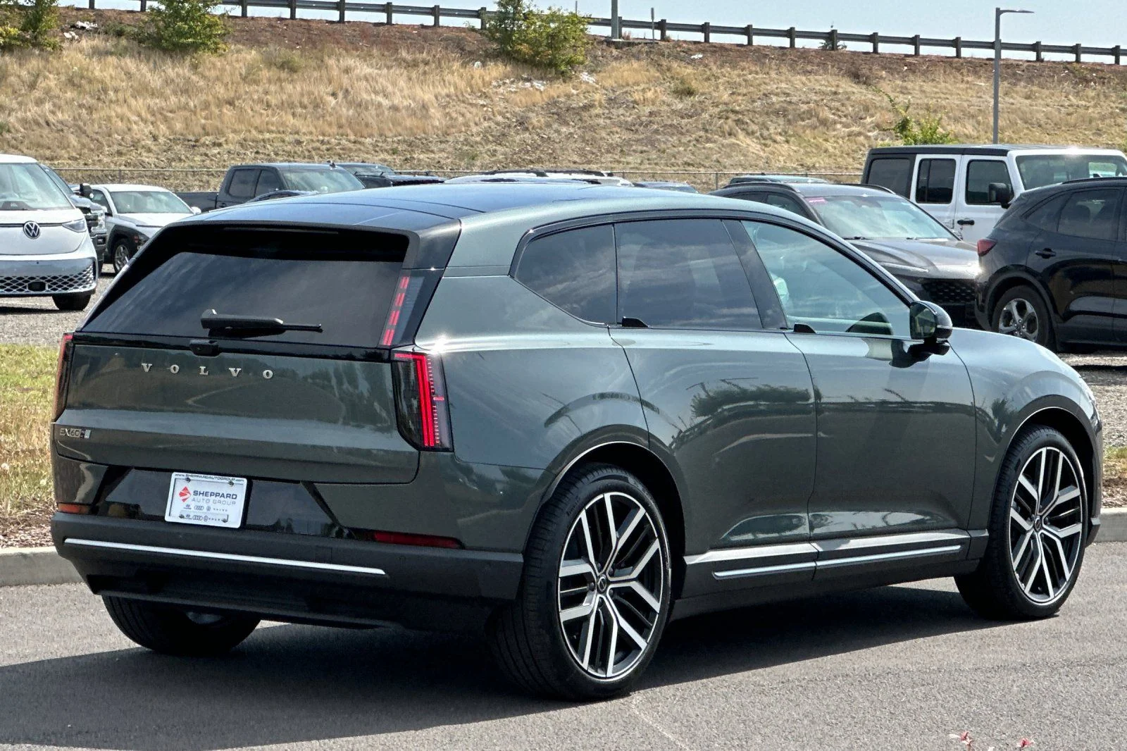 New 2027  Volvo Ultra image 3